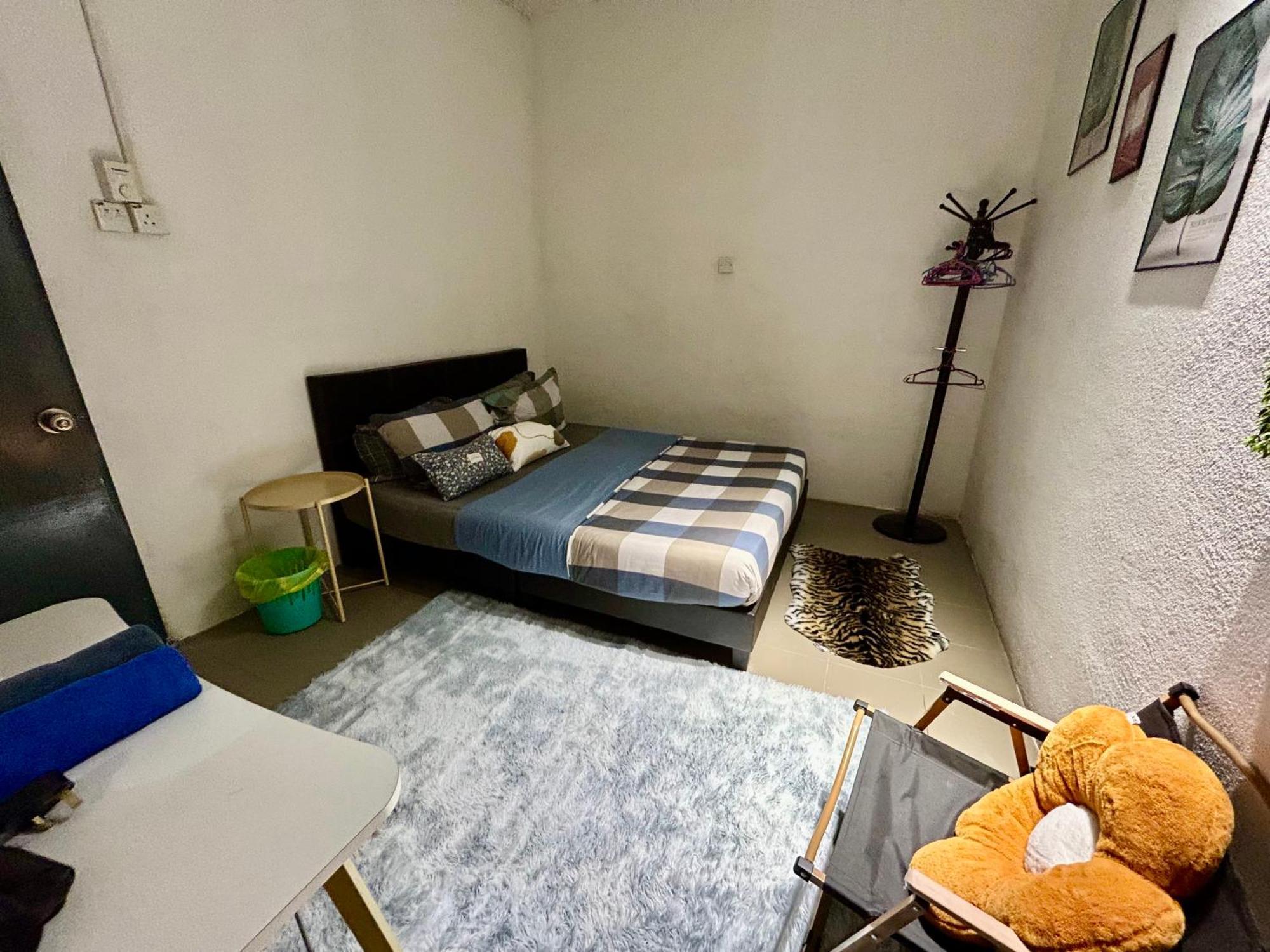 Entire 33 Cozy House • 3 Bedroom @ Alma 메르타잠 외부 사진